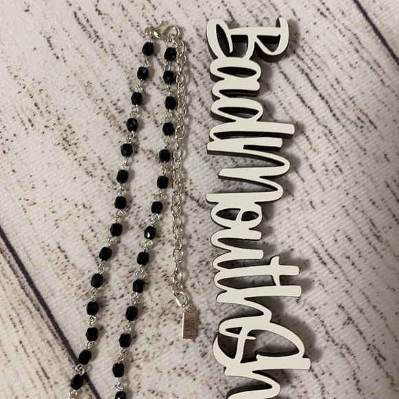 *Verona Black Silver Enamel Salem Witch House Rosary Style Necklace - Picture 4 of 5